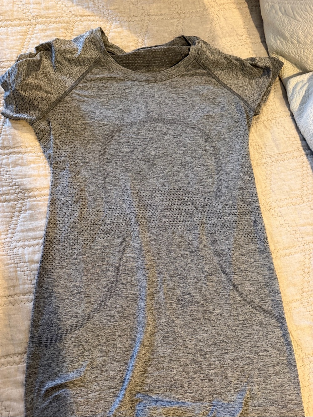 lululemon athletica Short Sleeve Tech Tee - Heather Gray